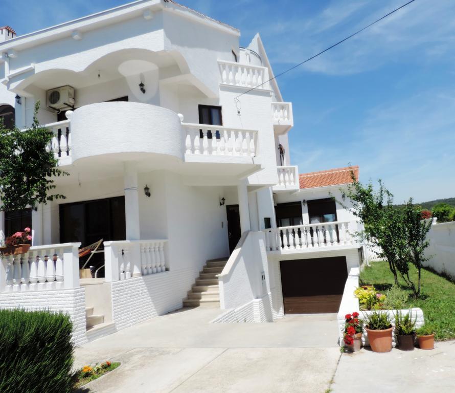 Apartment Stipe Bibinje Exterior foto